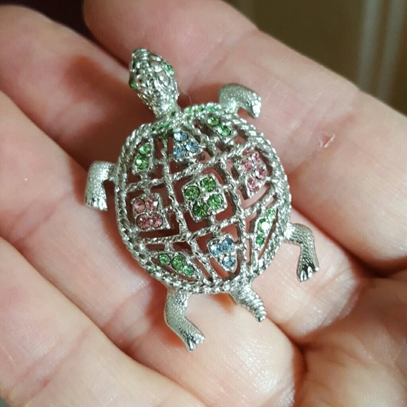 Stone turtle pin - Picture 3 of 3